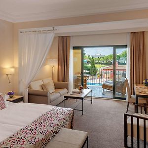 Superior Zimmer mit Kingsize-Bett